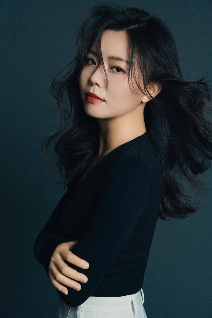 Studio portrait of Yuanyuan Liu
